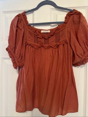 Doen Terra Cotta Crochet Peasant Blouse